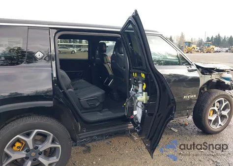 2023 Rivian R1S Adventure z USA, uszkodzony, nr VIN 7PDSGABA9PN013254